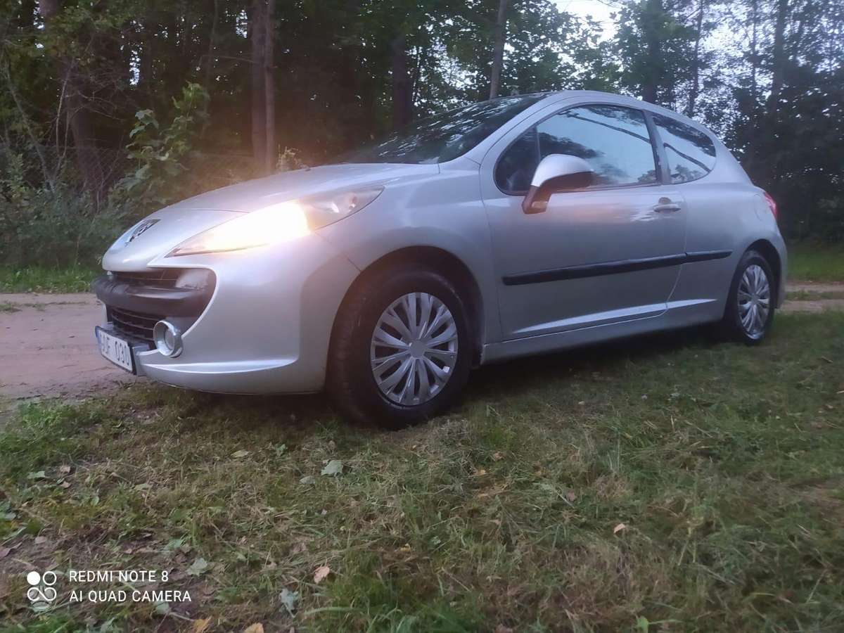 Peugeot 207 - 2