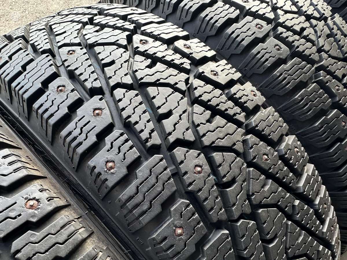 Nokian, зимние 195/75 R16