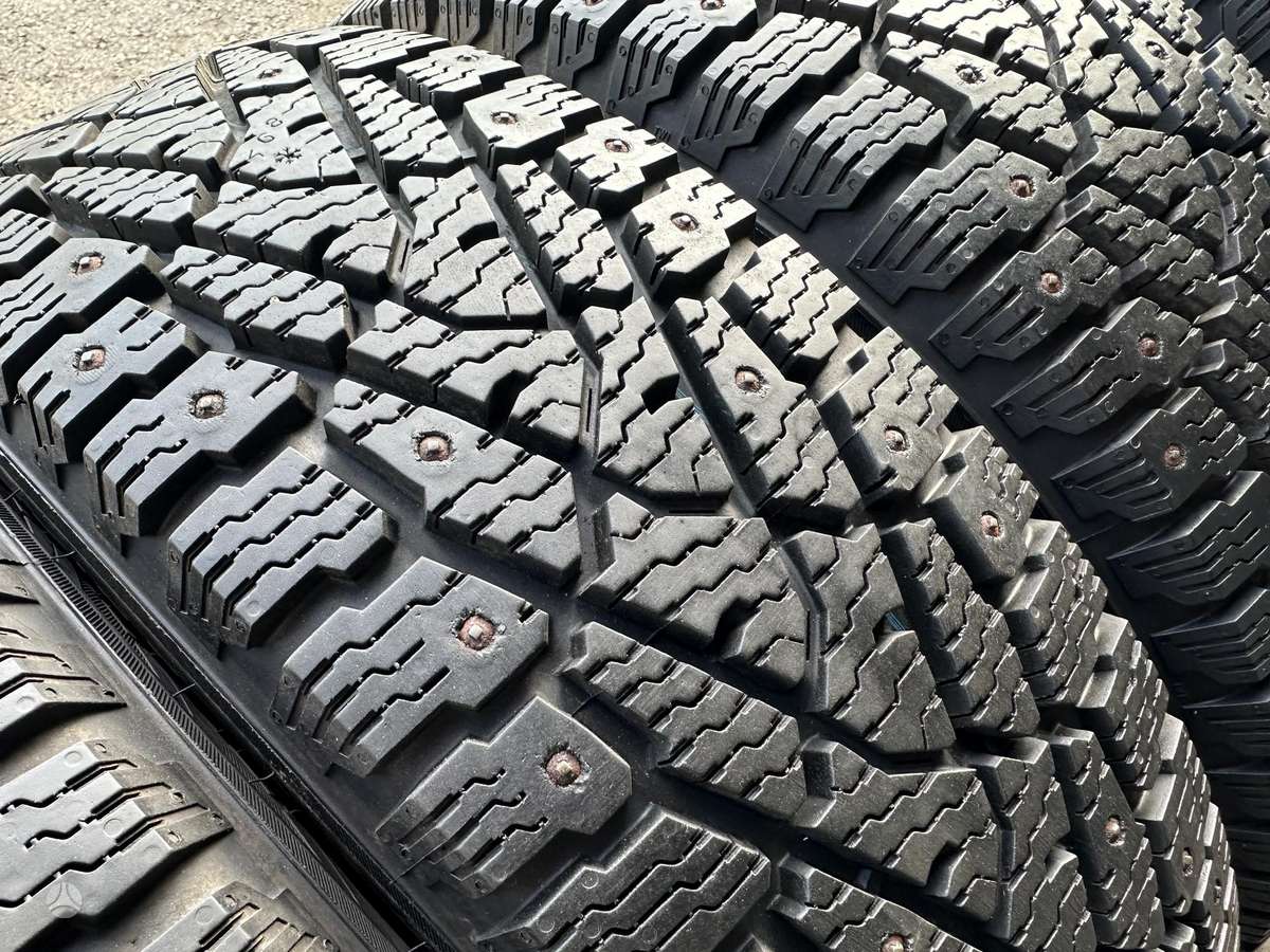 Nokian, зимние 195/75 R16