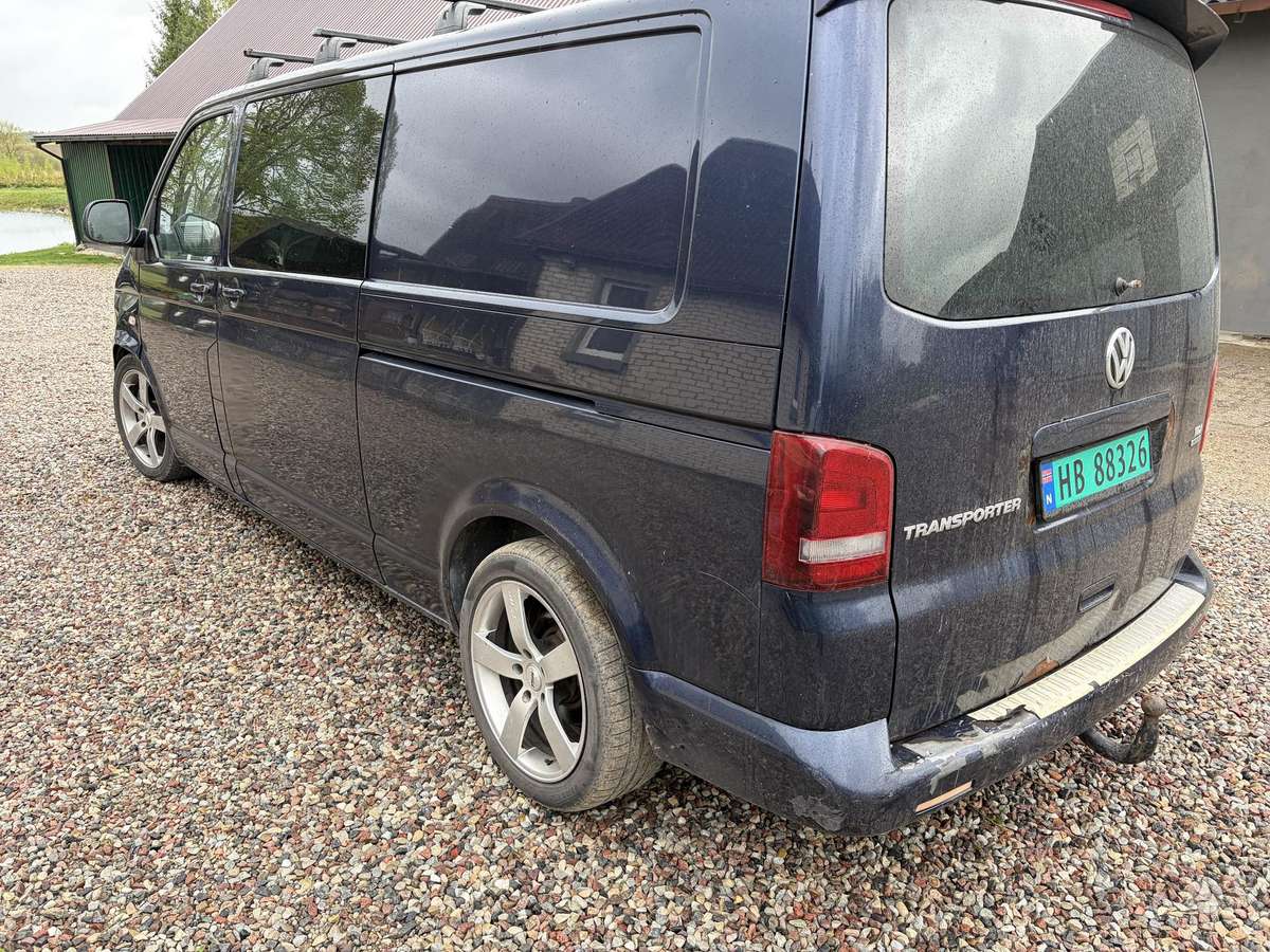 Volkswagen Transporter - 4