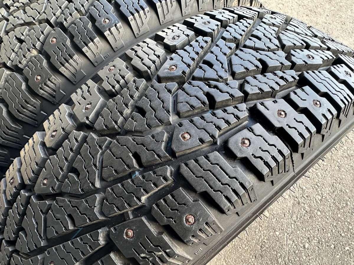 Nokian, зимние 195/75 R16