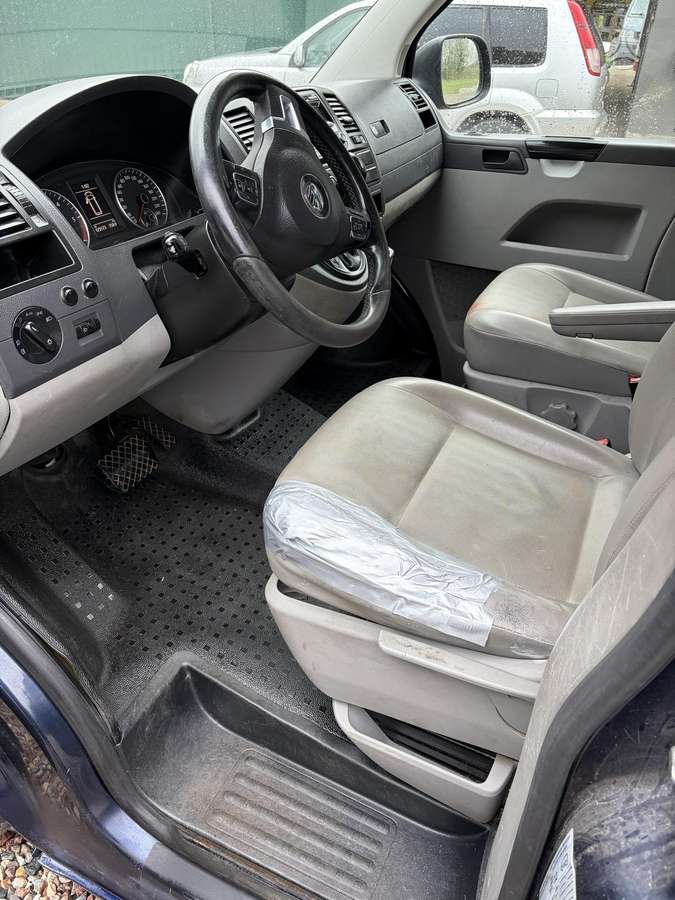 Volkswagen Transporter - 6