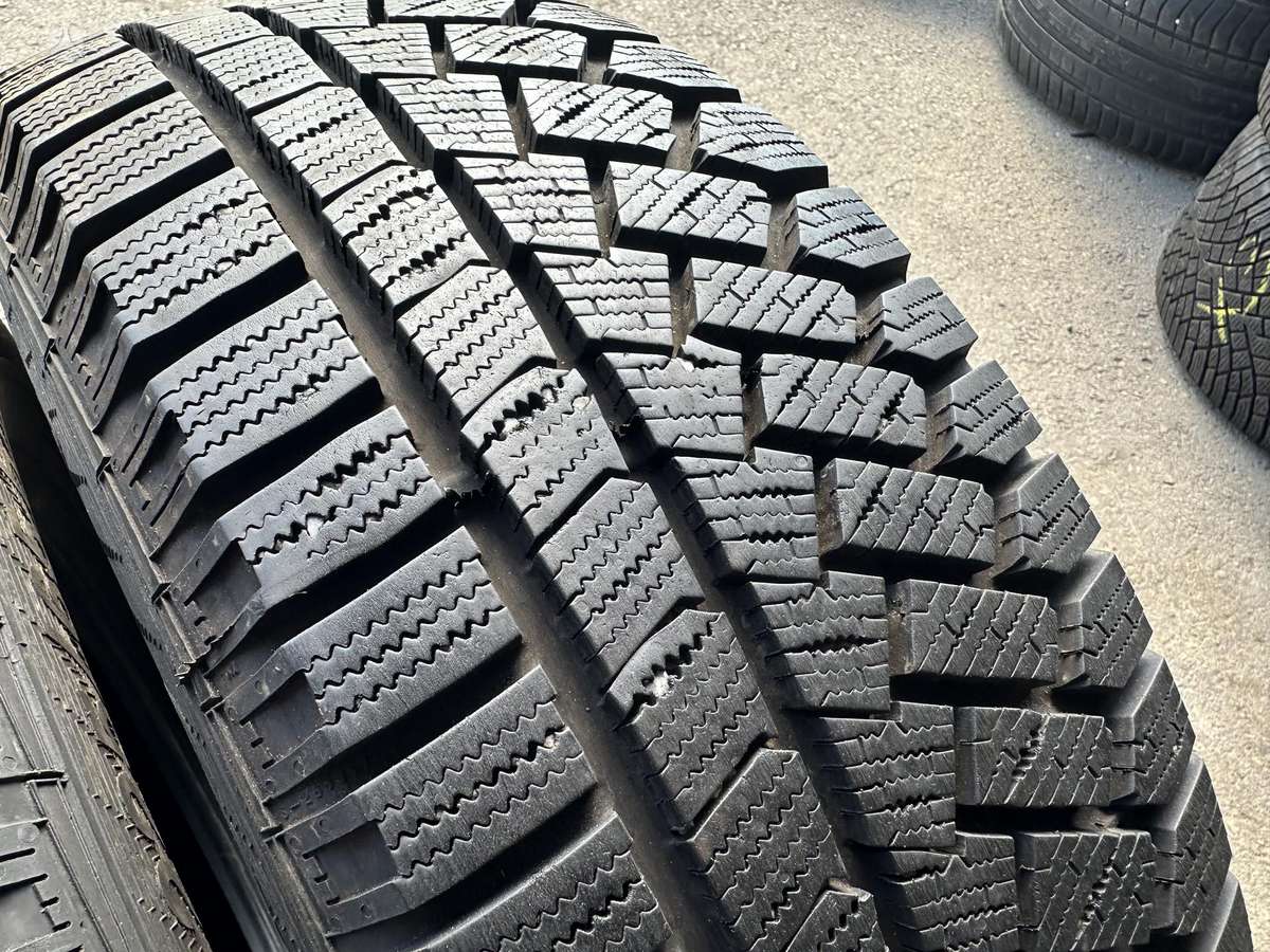 Gislaved, зимние 225/65 R17