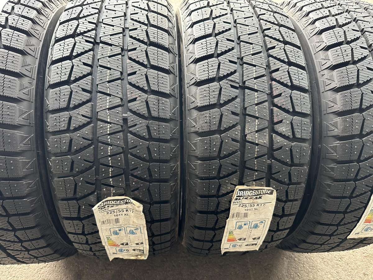 Bridgestone, зимние 225/55 R17