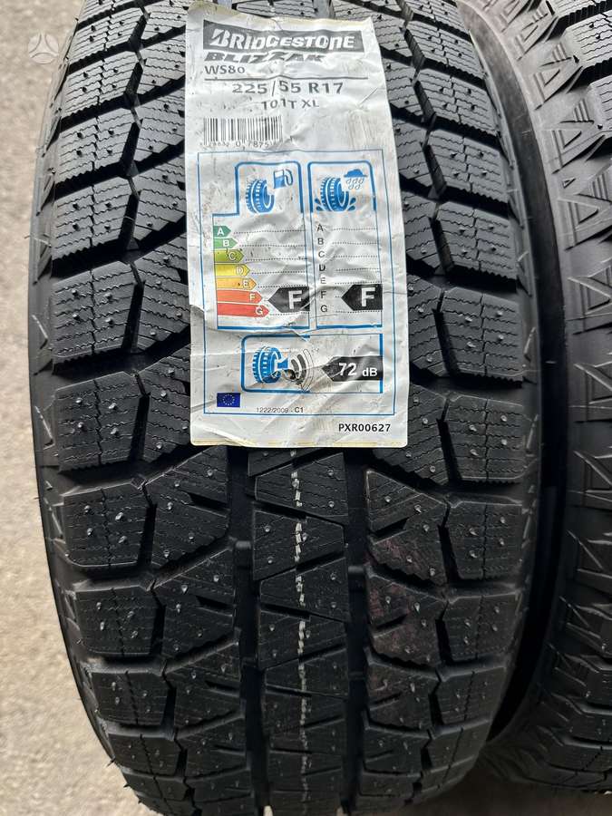 Bridgestone, зимние 225/55 R17