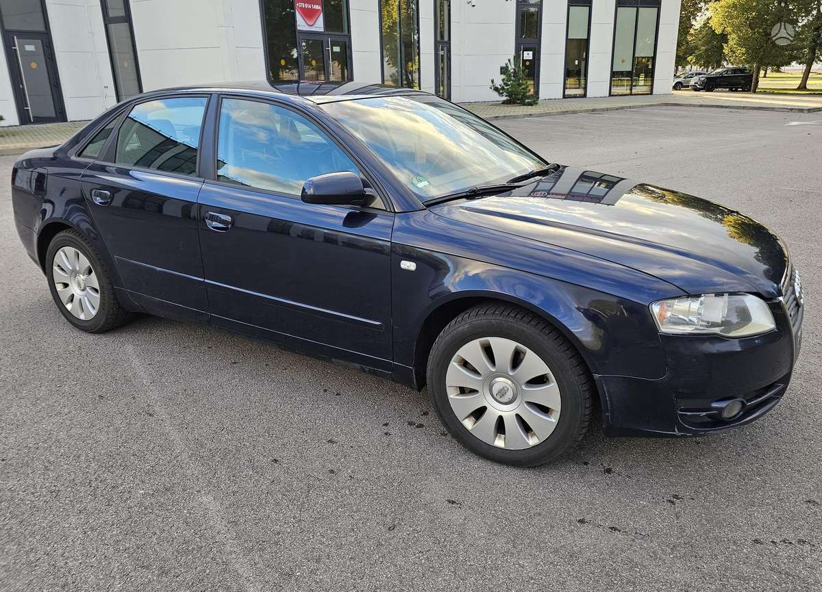 Audi A4, 2.5 l., Седан