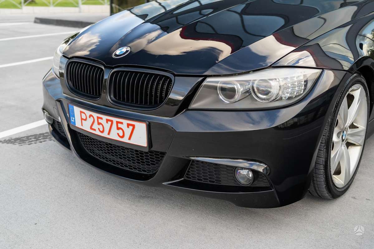 BMW 335, 3.0 l., sedanas