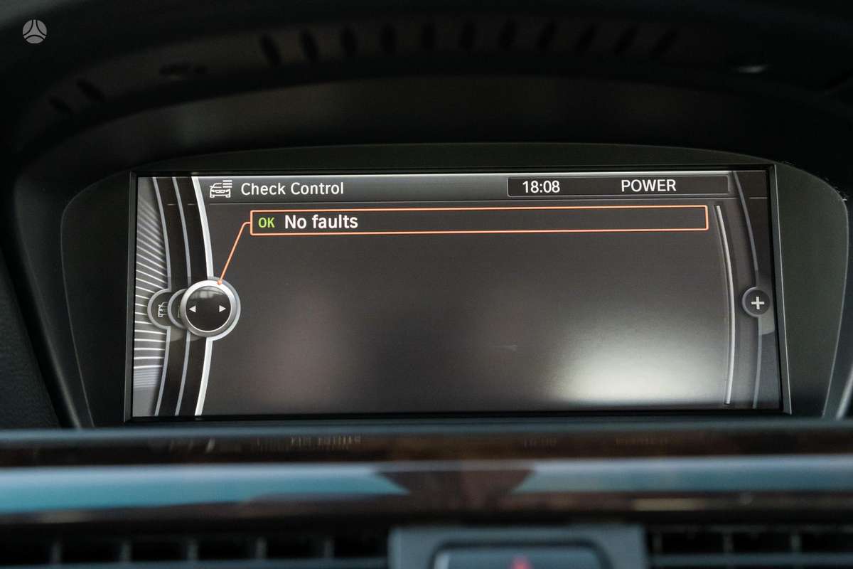 BMW 335, 3.0 l., sedanas
