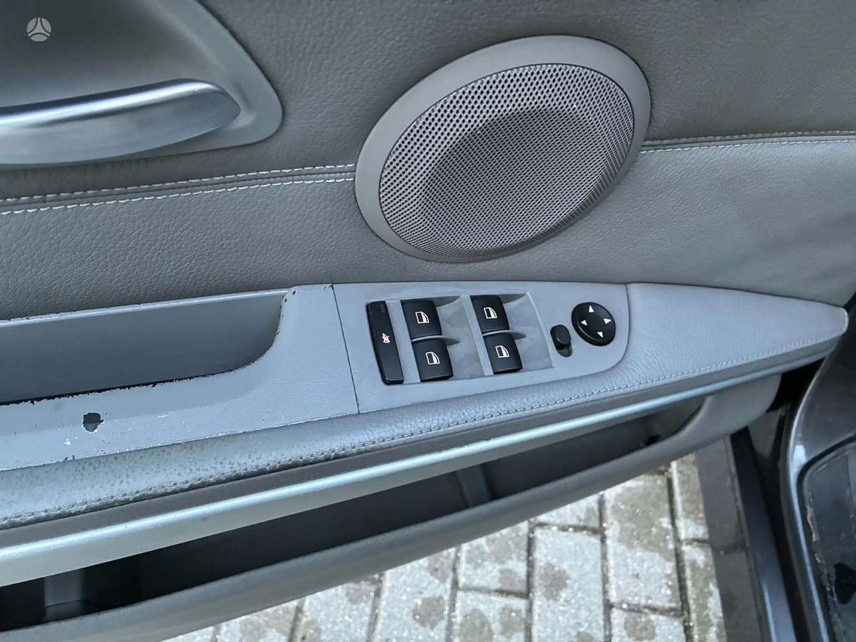 BMW 320, 2.0 l., Седан