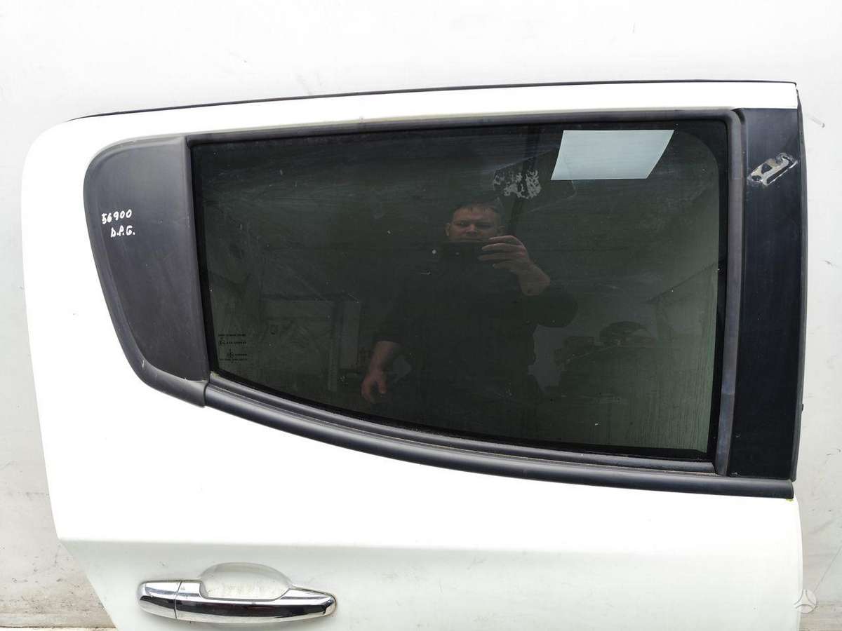 Mitsubishi L200 doors