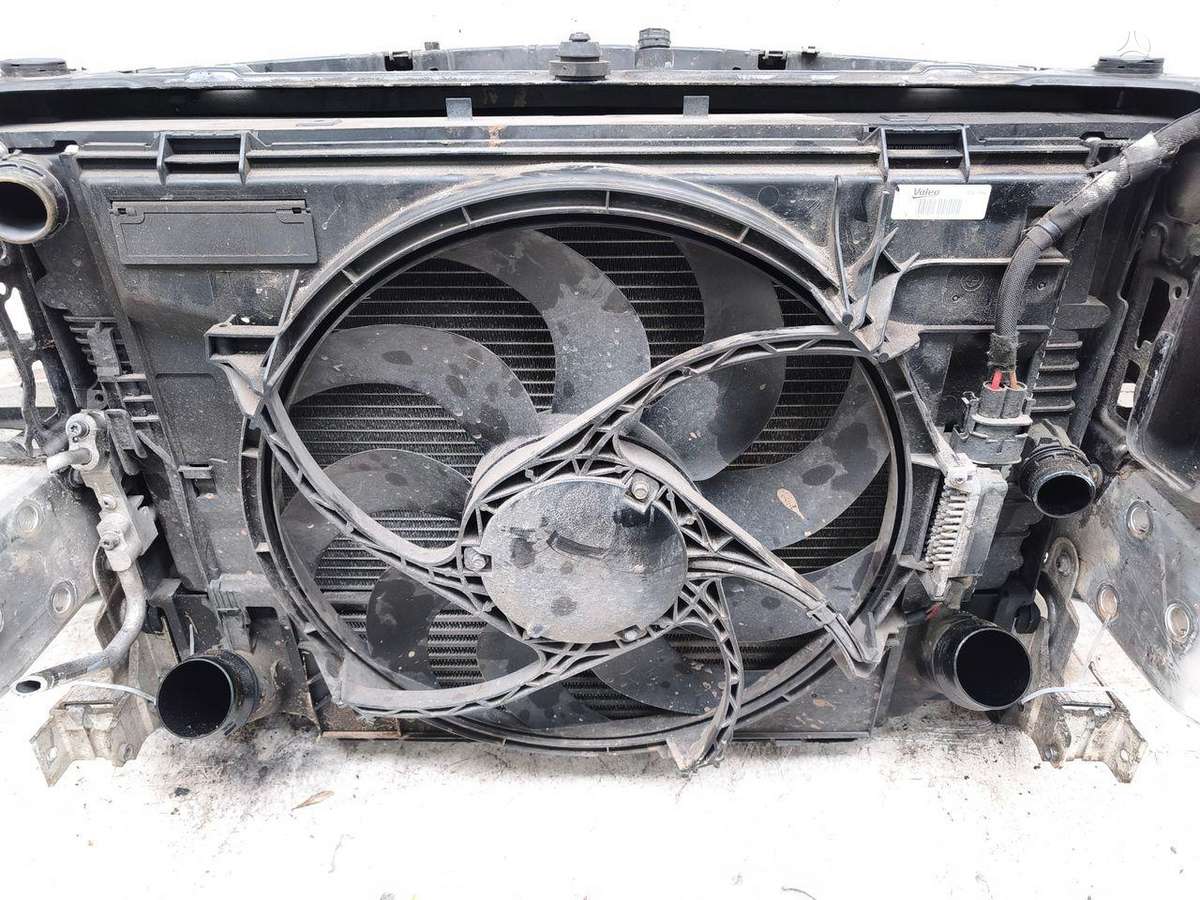 BMW 1 serija radiator