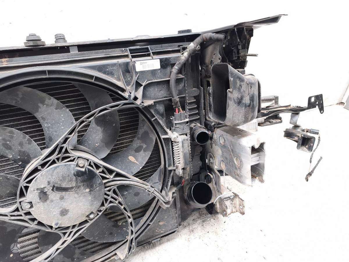 BMW 1 serija radiator