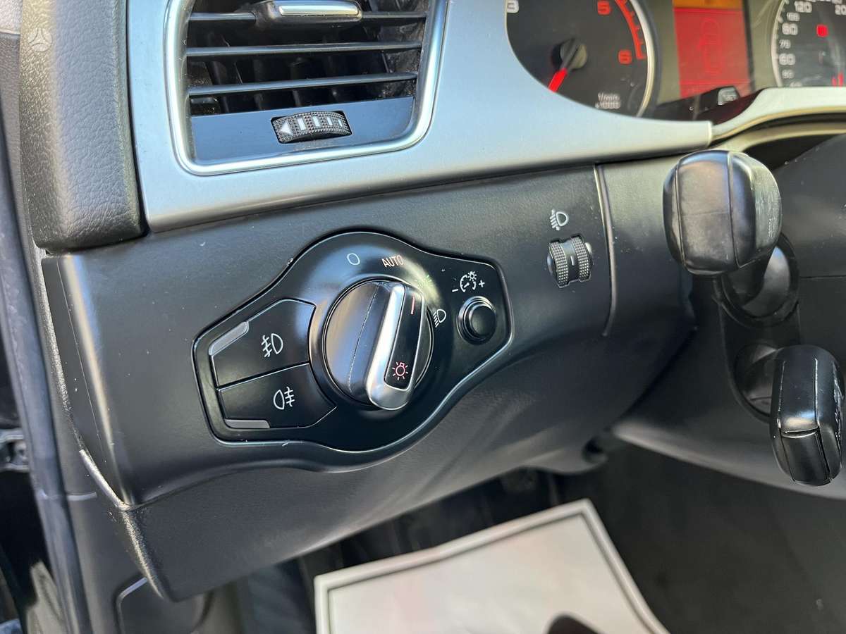 Audi A4, 2.0 l., Универсал