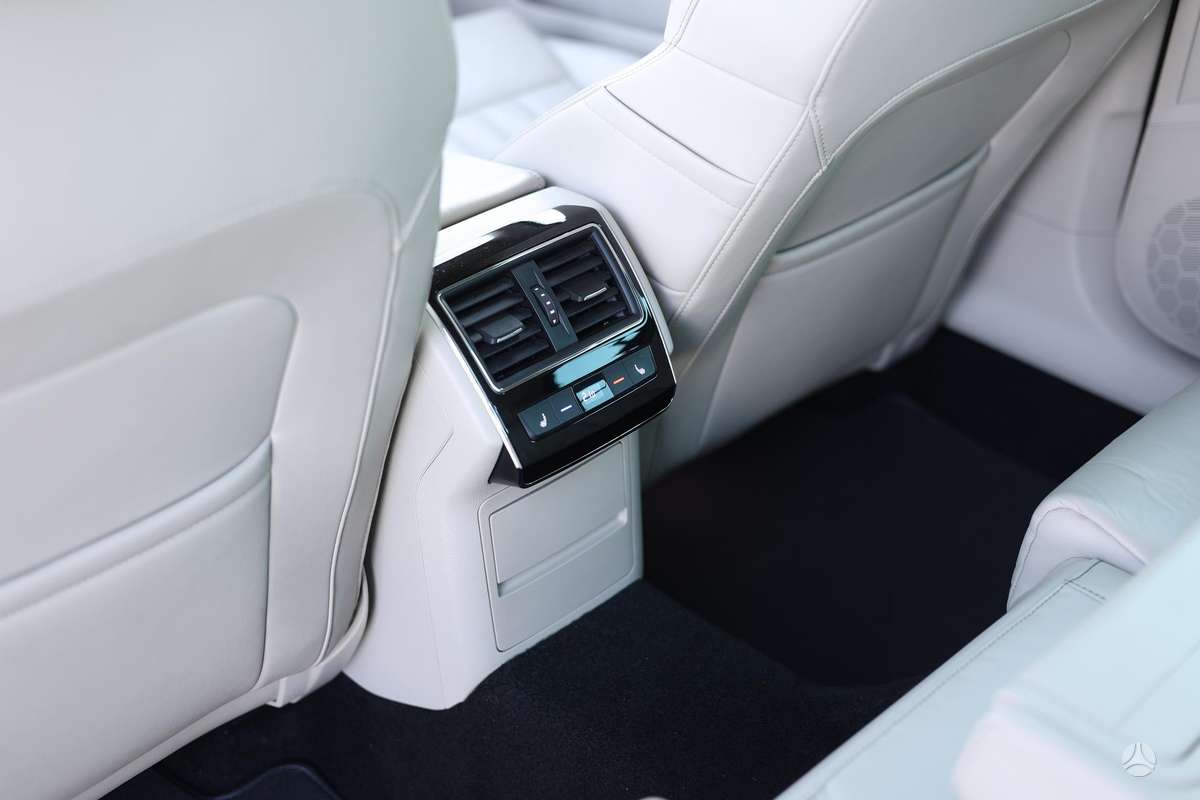 Skoda Superb, 2.0 l., hatchback