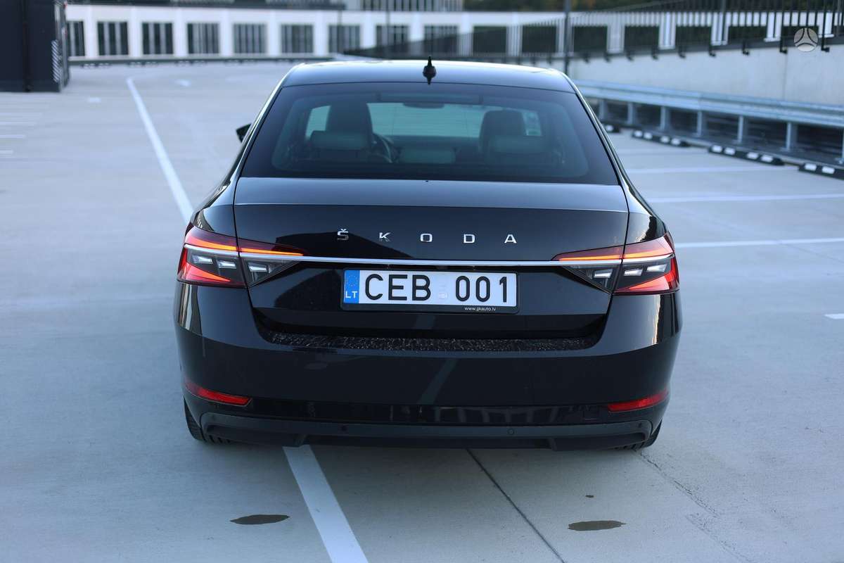 Skoda Superb, 2.0 l., hatchback