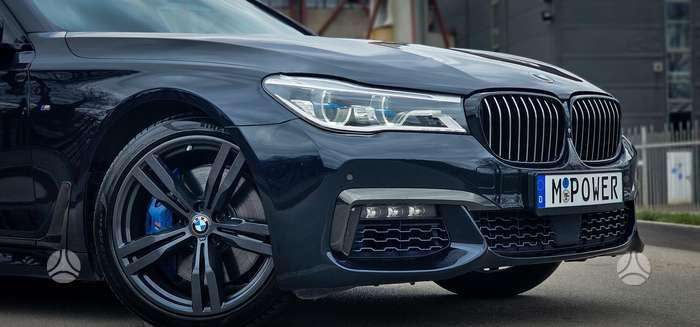 BMW 750, 3.0 l., Седан