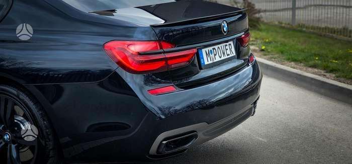 BMW 750, 3.0 l., Седан
