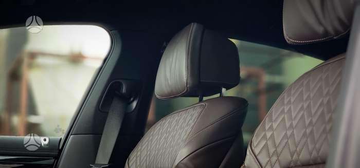 BMW 750, 3.0 l., Седан