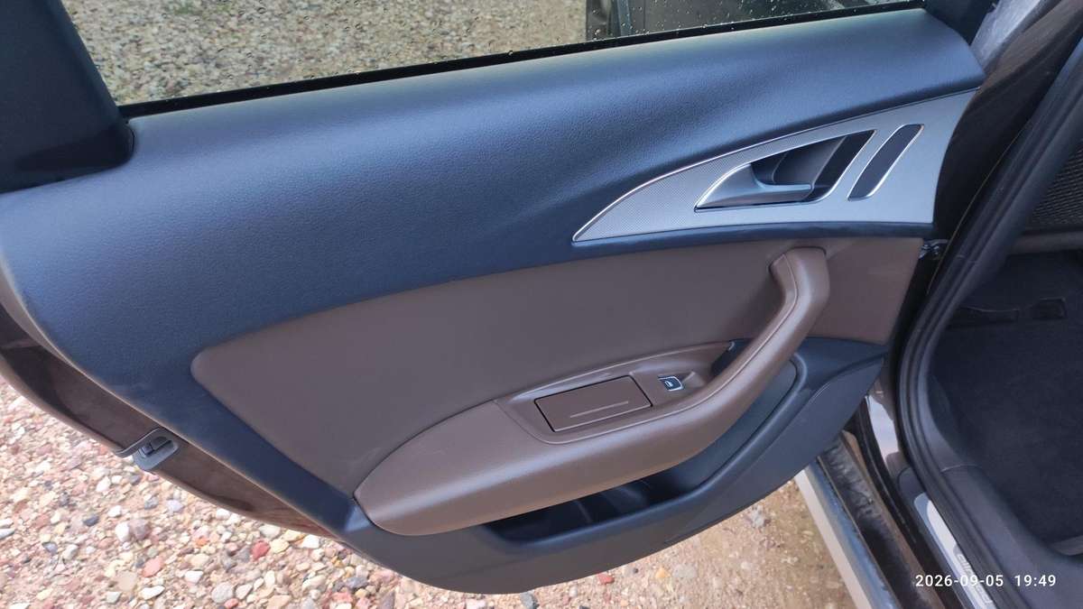 Audi A6 allroad, 3.0 l., Универсал
