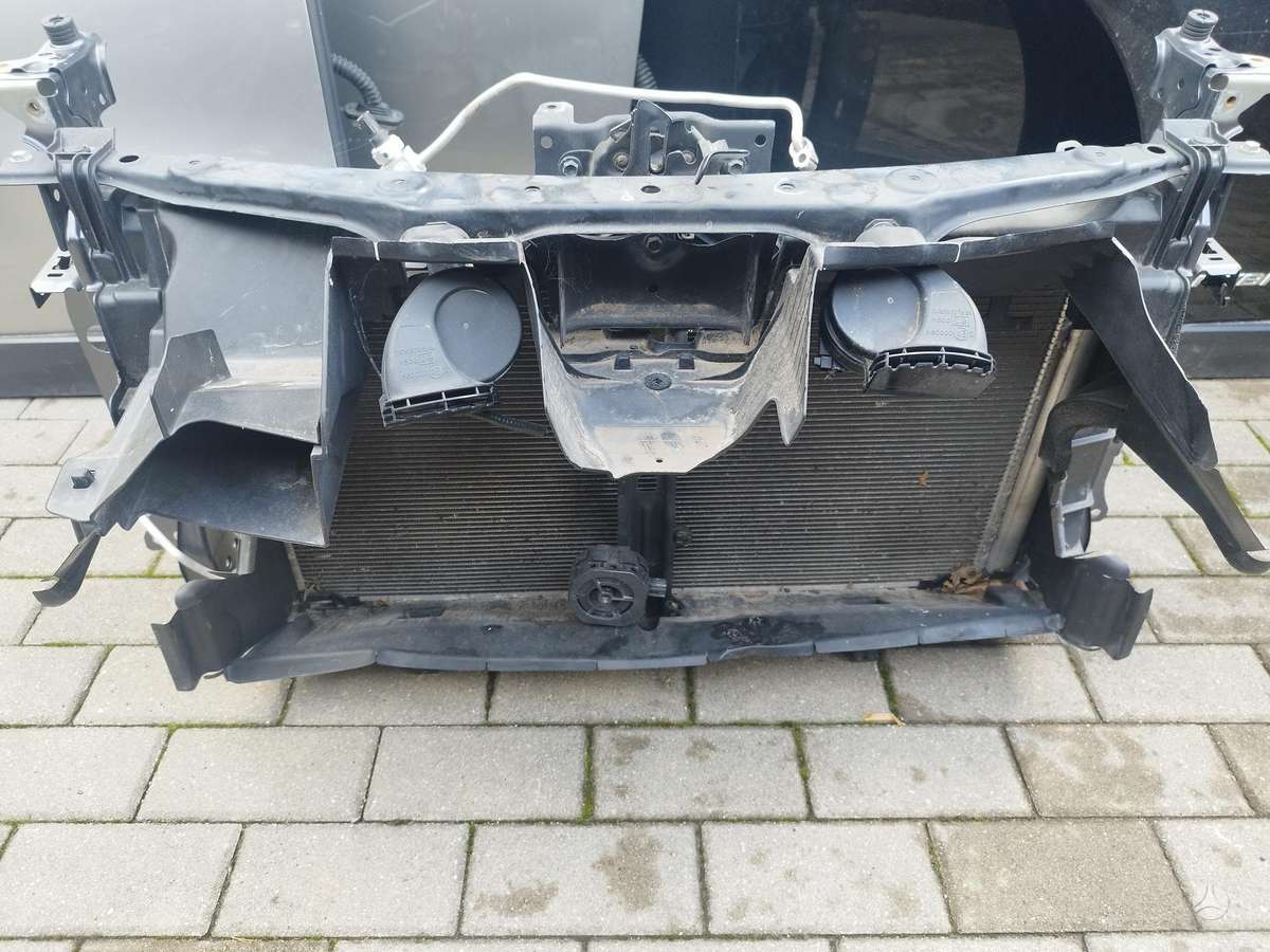 Lexus UX klasė Be defektų