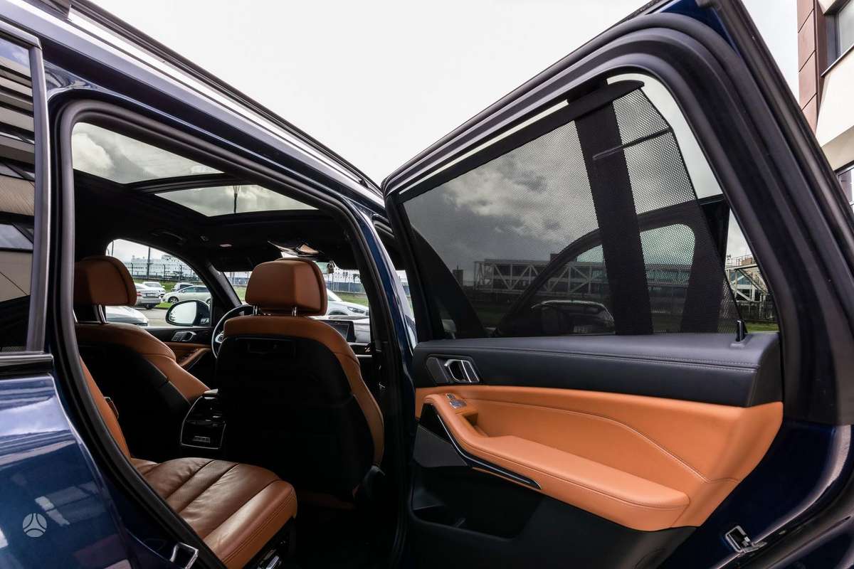 BMW X7, Внедорожник / Кроссовер