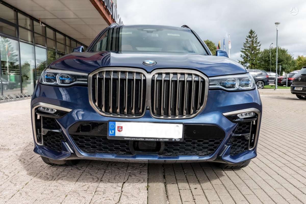 BMW X7, Внедорожник / Кроссовер