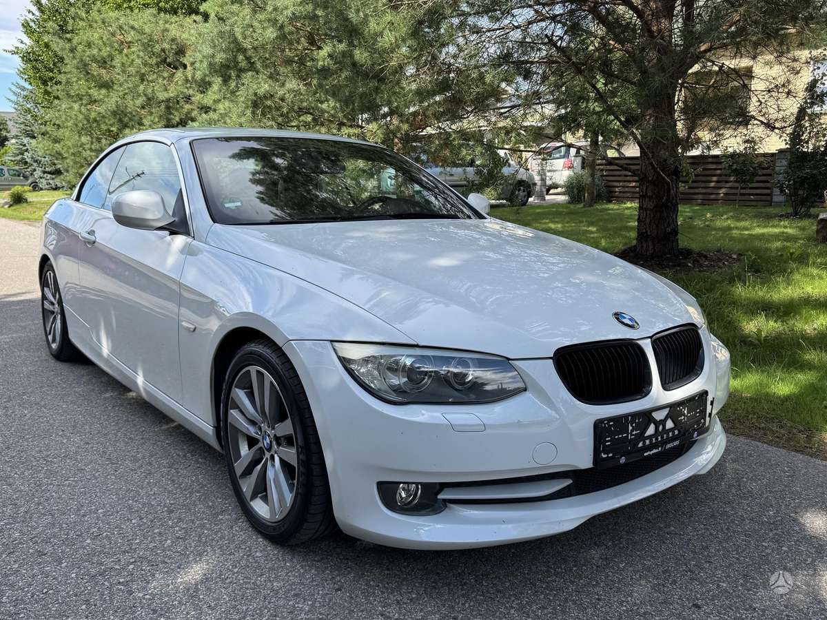 BMW 320, 2.0 l., convertible
