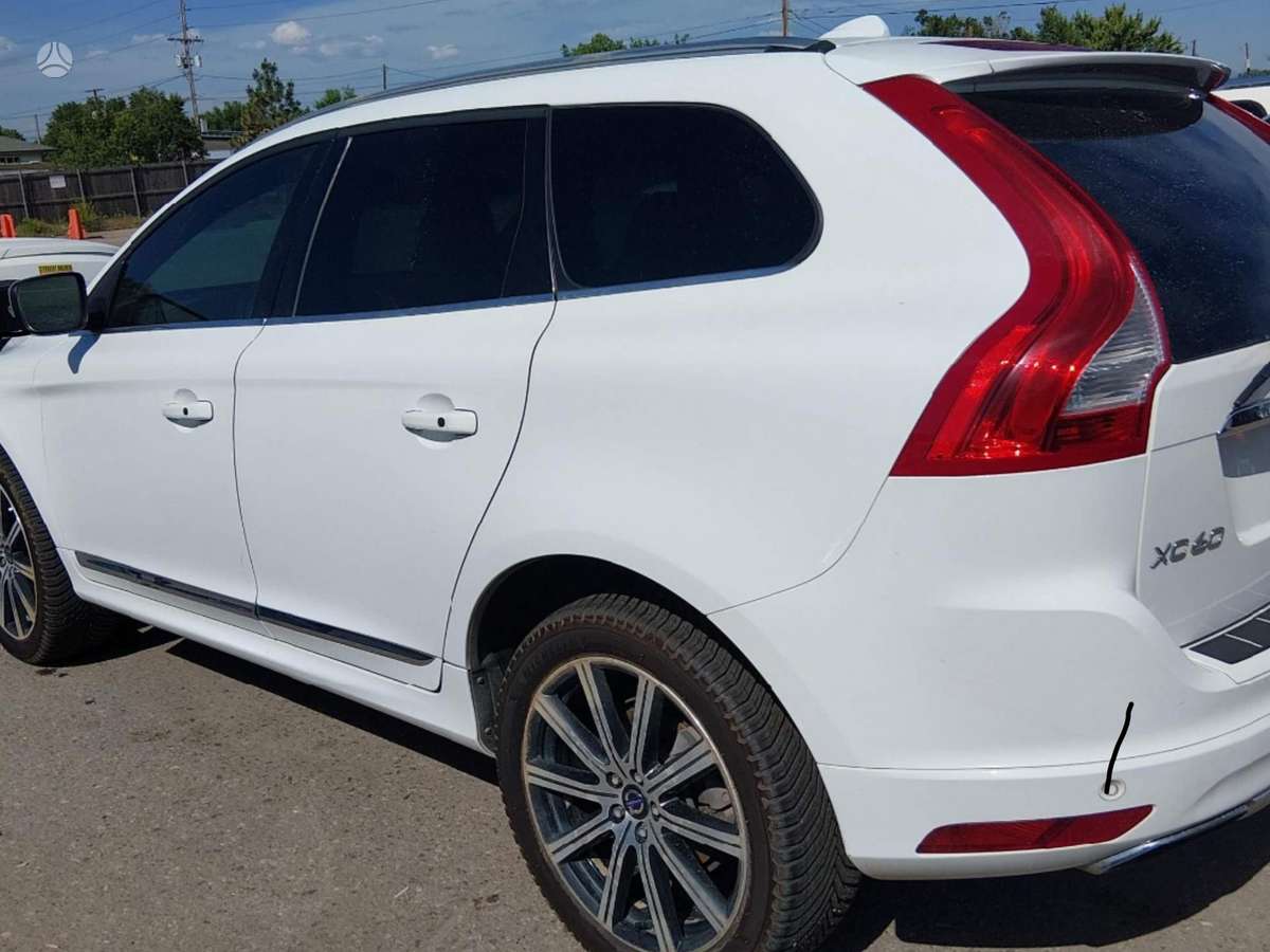 Volvo XC60 for parts