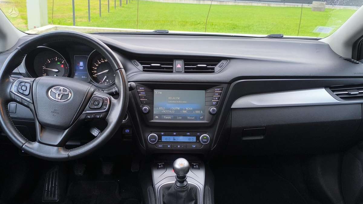 Toyota Avensis, 2.0 l., Универсал