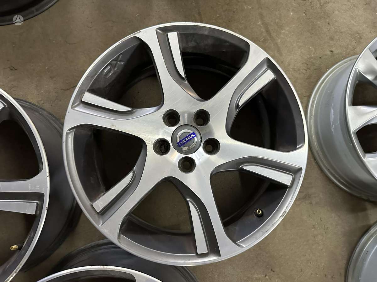 Volvo, light alloy, R18