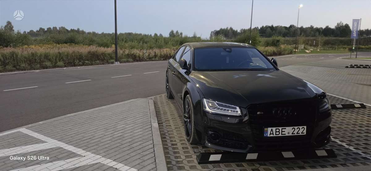 Audi A8, 3.0 l., Седан