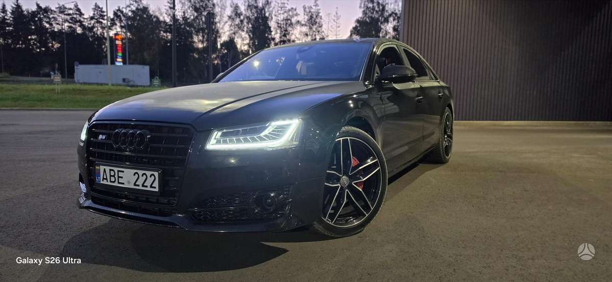 Audi A8, 3.0 l., Седан