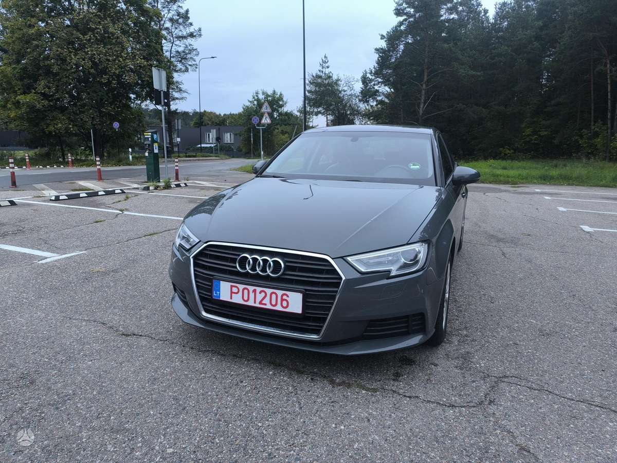 Audi A3, 1.6 l., Хэтчбек