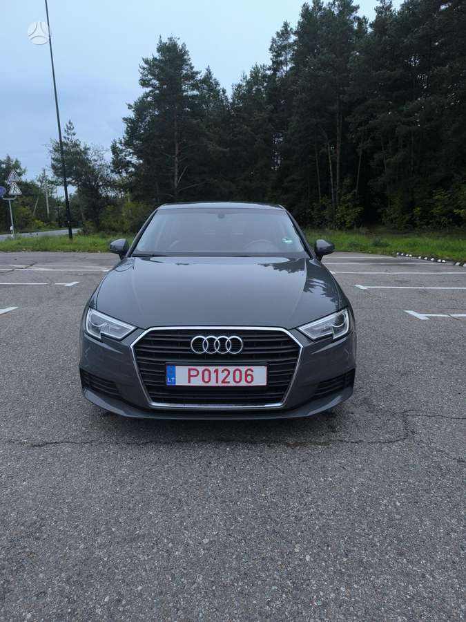 Audi A3, 1.6 l., Хэтчбек