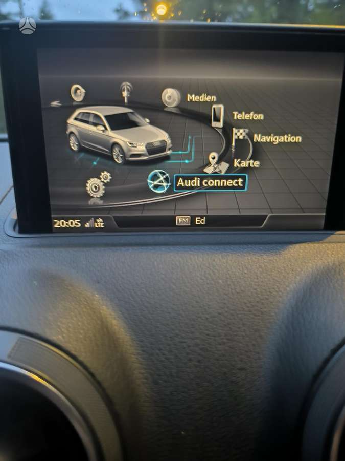 Audi A3, 1.6 l., Хэтчбек