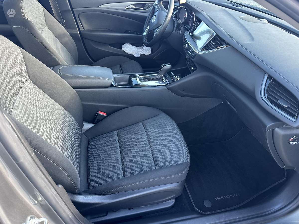 Opel Insignia, 1.6 l., hatchback
