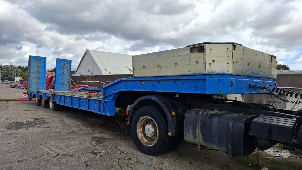 ARB UK-111A, flatbed