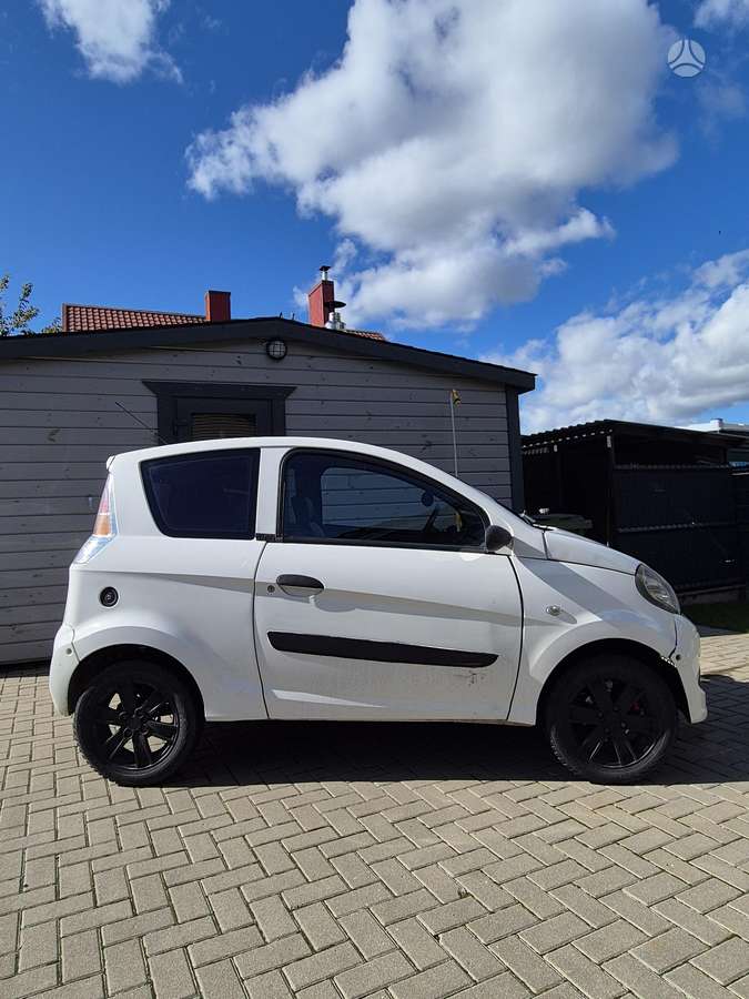 Microcar Mgo, 0.5 l., Хэтчбек