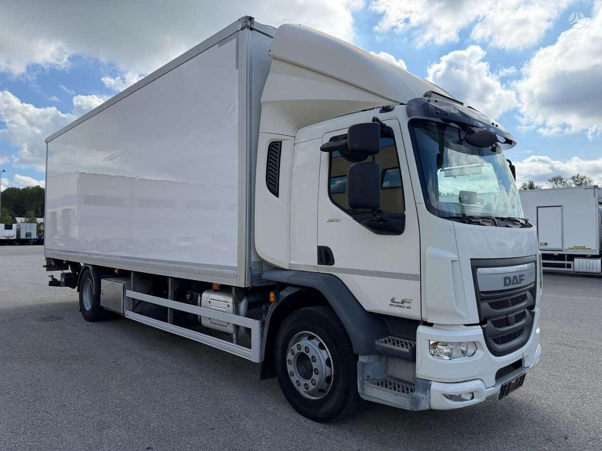 DAF LF320, фургоны-боксы