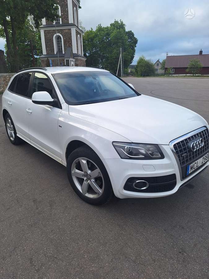 Audi Q5, 2.0 l., Хэтчбек