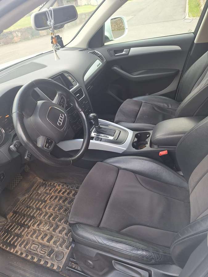 Audi Q5, 2.0 l., hatchback