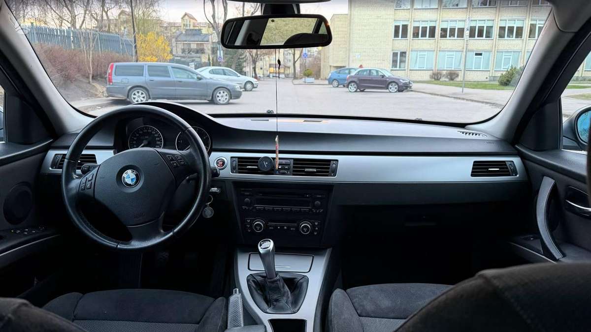 BMW 320, 2.0 l., Универсал