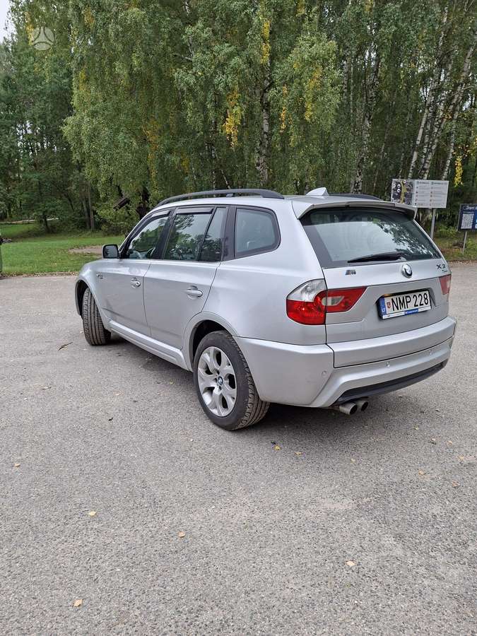 BMW X3, 3.0 l., hatchback