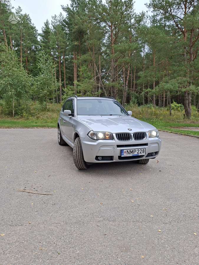 BMW X3, 3.0 l., hatchback