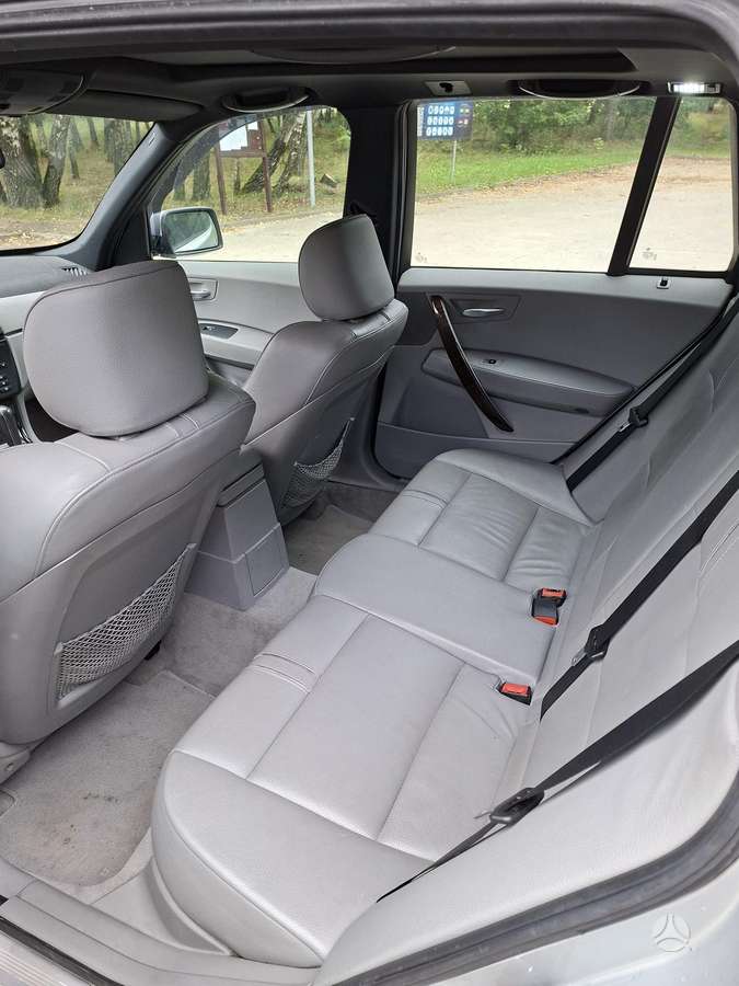 BMW X3, 3.0 l., hatchback