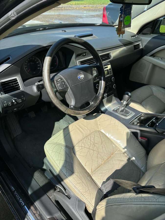 Volvo V70, 2.0 l., universalas