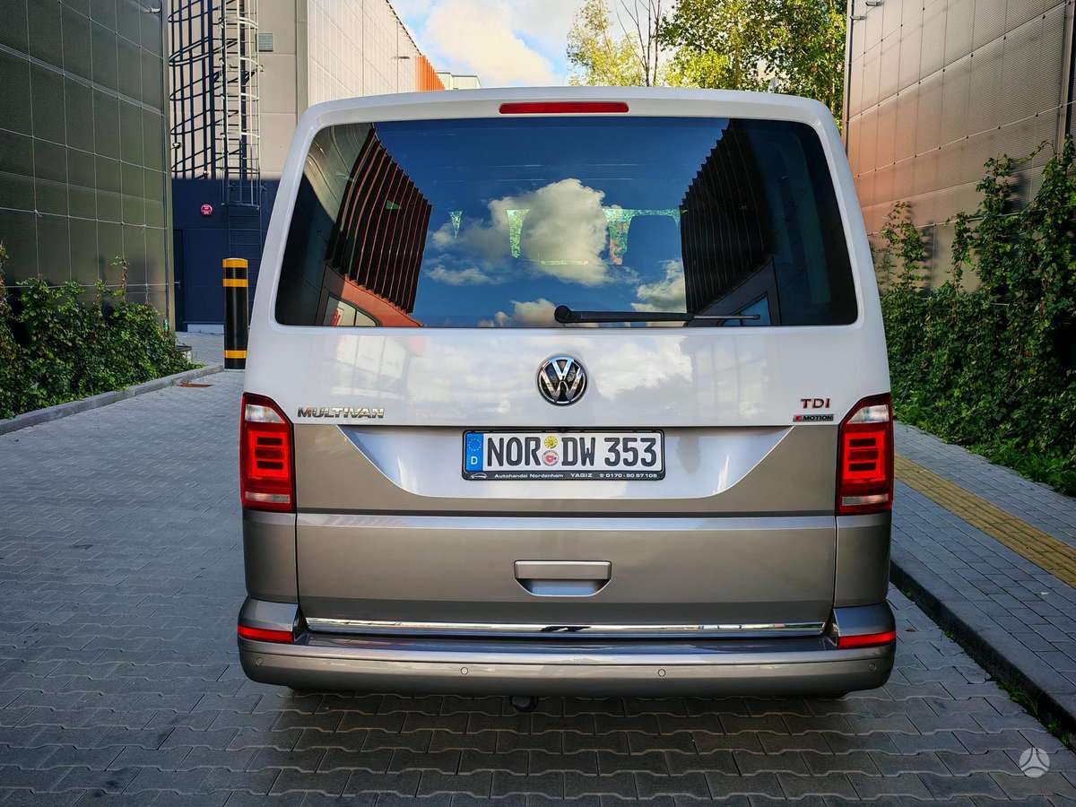 Volkswagen Multivan, 2.0 l., Минивэн