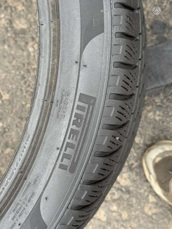 Pirelli Scorpion, winter 295/35 R21