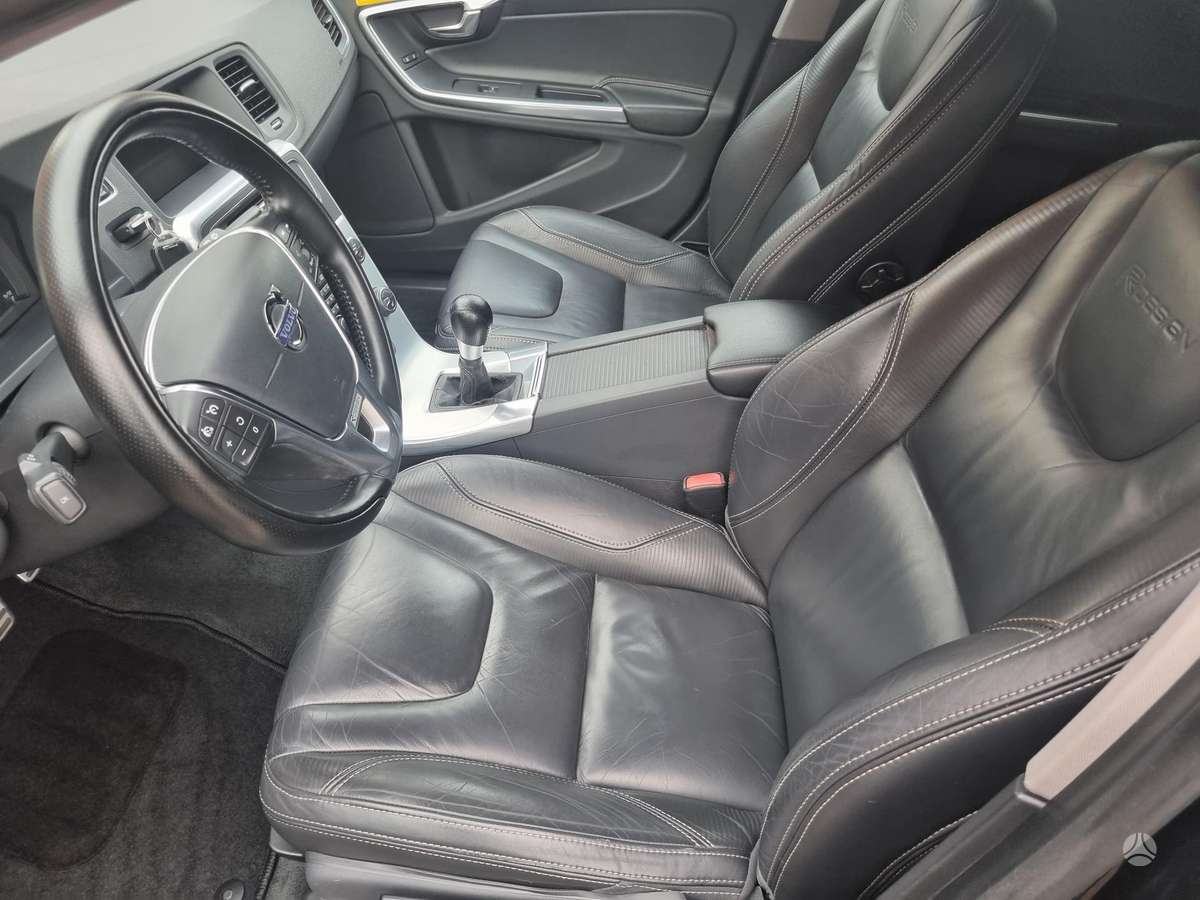 Volvo V60, 2.0 l., Универсал