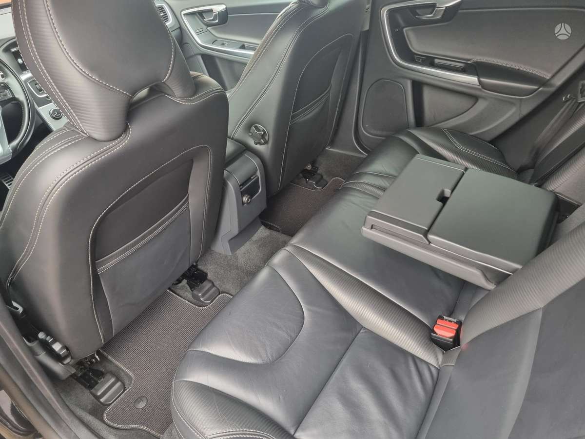 Volvo V60, 2.0 l., Универсал